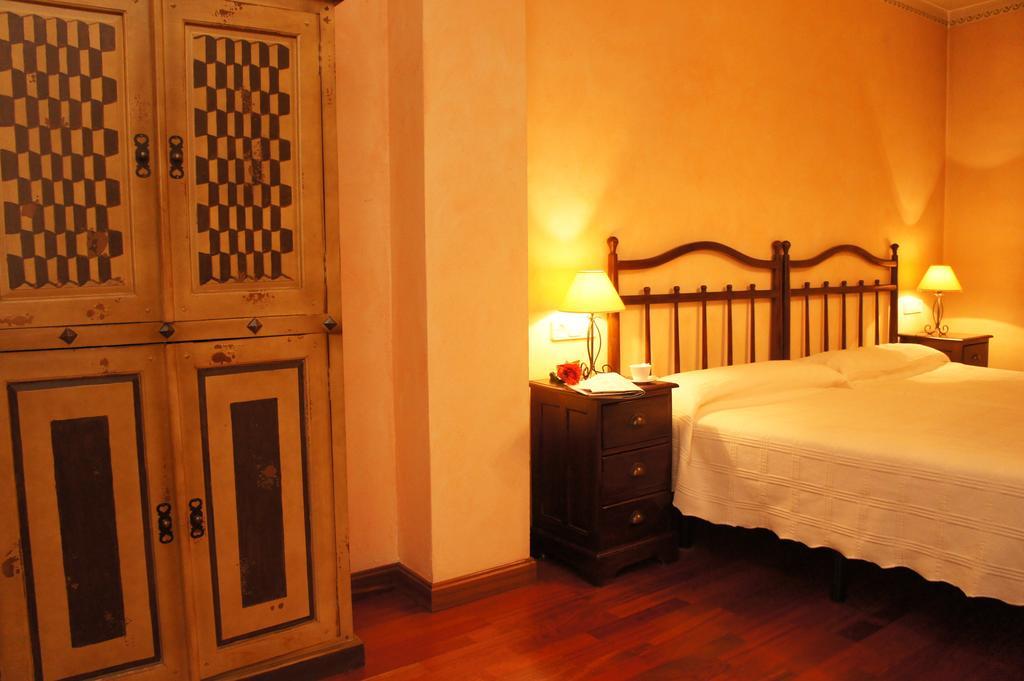La Hosteria De Castroviejo Duruelo de la Sierra Quarto foto